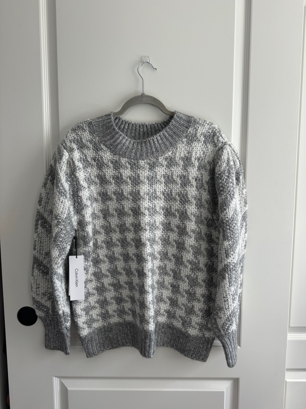 Calvin Klein Gray & White Houndstooth Crewneck Sweater